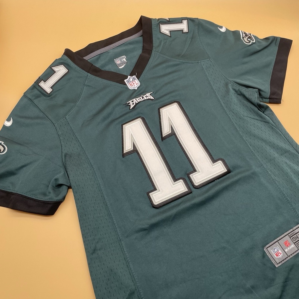 Nike‎ Eagles Zach Ertz #11- Jersey Size Medium On Field Green Women
